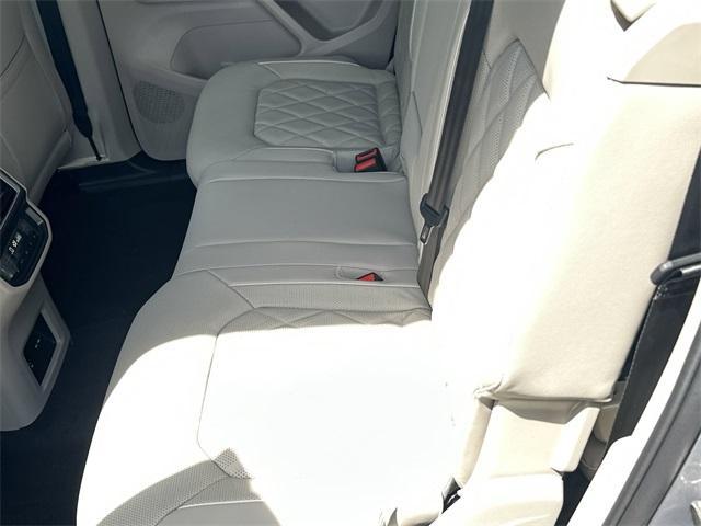new 2025 Volkswagen Atlas car, priced at $55,901