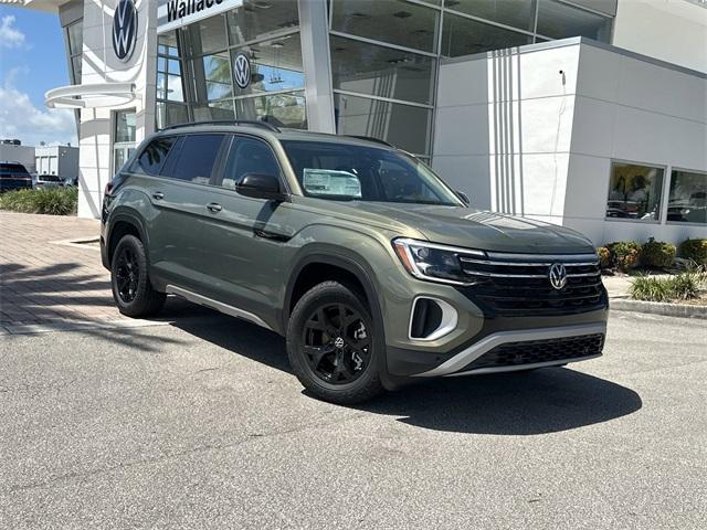 new 2025 Volkswagen Atlas car, priced at $49,351