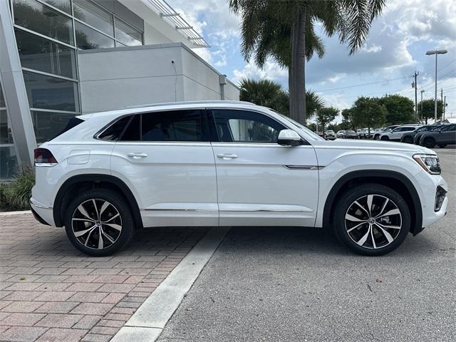 new 2025 Volkswagen Atlas Cross Sport car, priced at $55,346