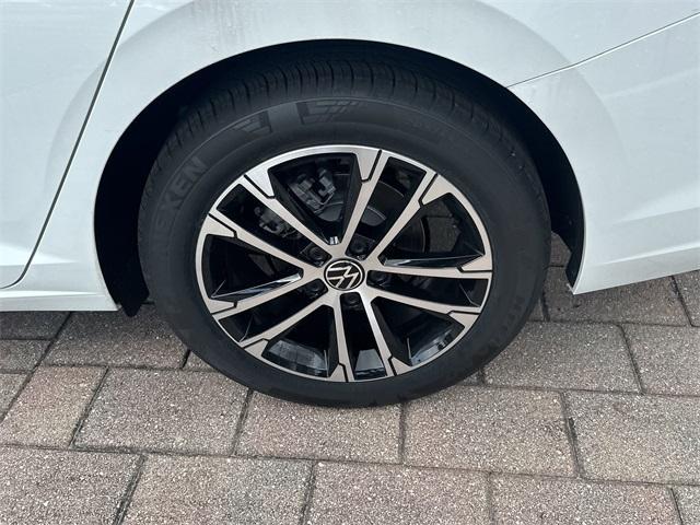 new 2025 Volkswagen Jetta car, priced at $26,026