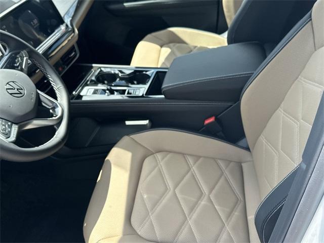 new 2025 Volkswagen Atlas Cross Sport car, priced at $44,851