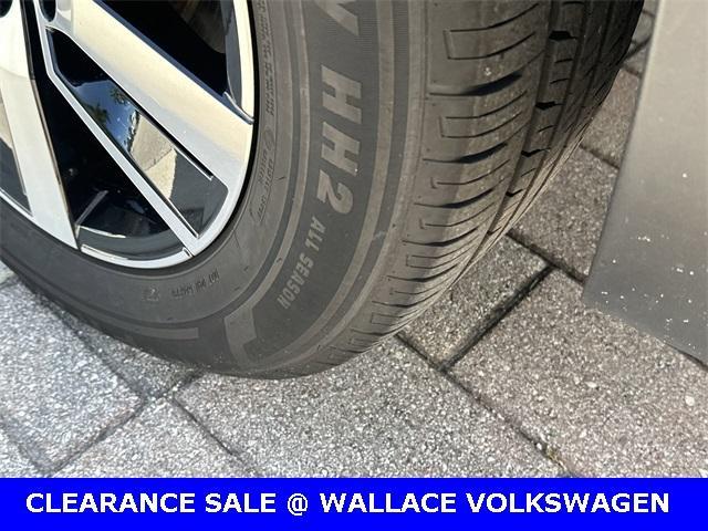 used 2021 Volkswagen Atlas car, priced at $18,898