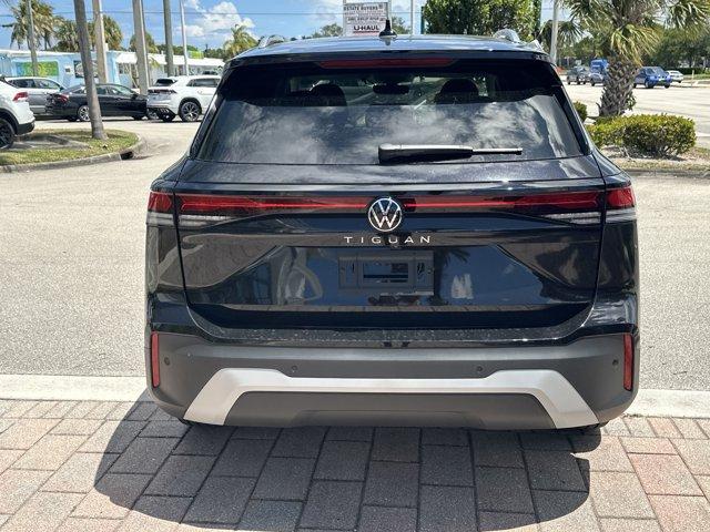 new 2025 Volkswagen Tiguan car, priced at $31,516