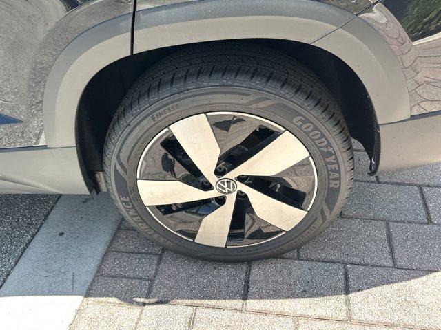 new 2025 Volkswagen Taos car, priced at $28,711