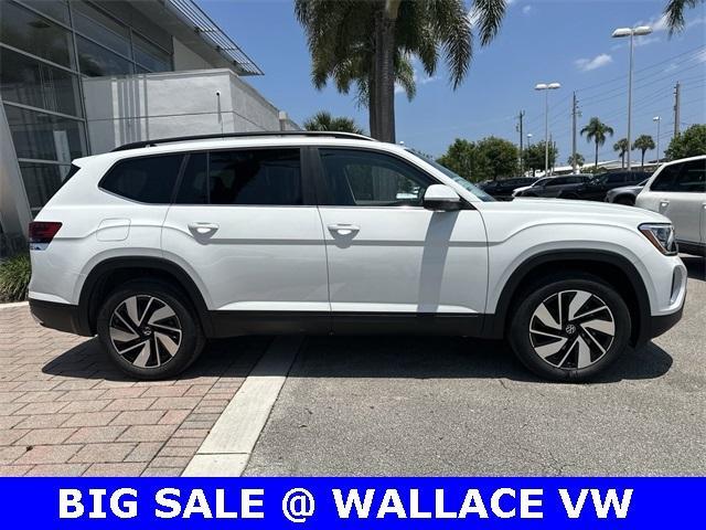 new 2024 Volkswagen Atlas car, priced at $44,276