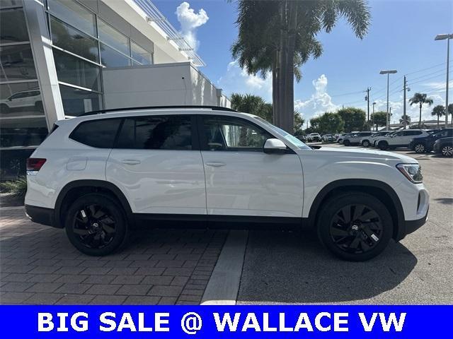 new 2024 Volkswagen Atlas car, priced at $46,071