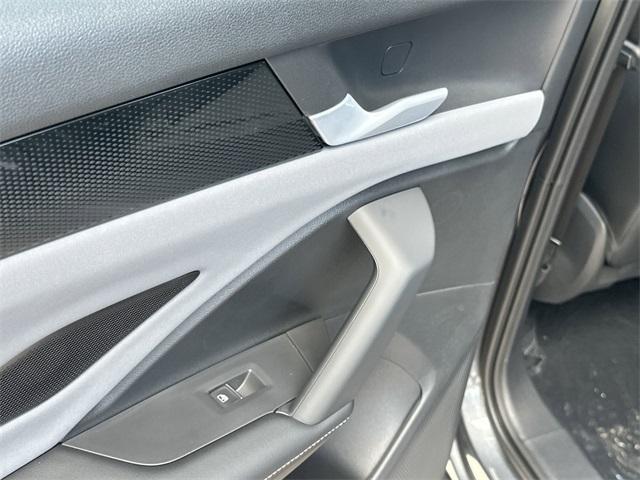 new 2025 Volkswagen Tiguan car, priced at $35,576