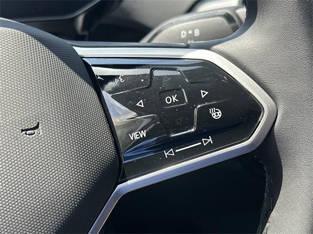 new 2025 Volkswagen ID.4 car, priced at $60,526