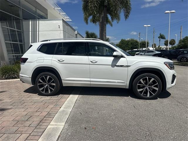 new 2026 Volkswagen Atlas car, priced at $57,566