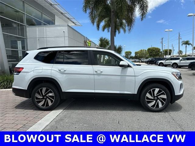 new 2024 Volkswagen Atlas car, priced at $44,506