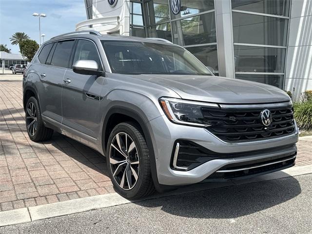 new 2025 Volkswagen Atlas car, priced at $56,596