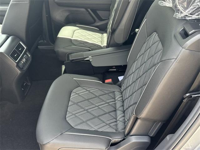 new 2025 Volkswagen Atlas car, priced at $56,596