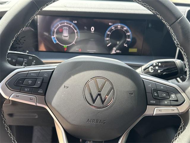 new 2025 Volkswagen Tiguan car, priced at $31,216