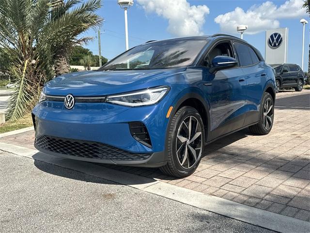 new 2025 Volkswagen ID.4 car, priced at $56,176
