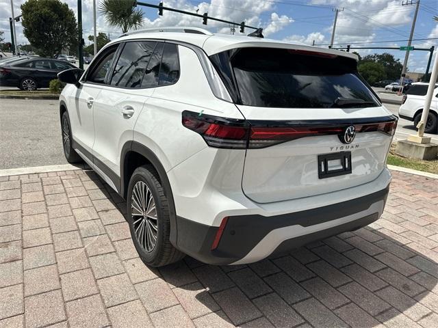 new 2025 Volkswagen Tiguan car, priced at $32,561
