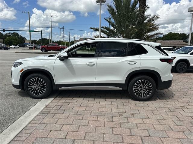new 2025 Volkswagen Tiguan car, priced at $32,561