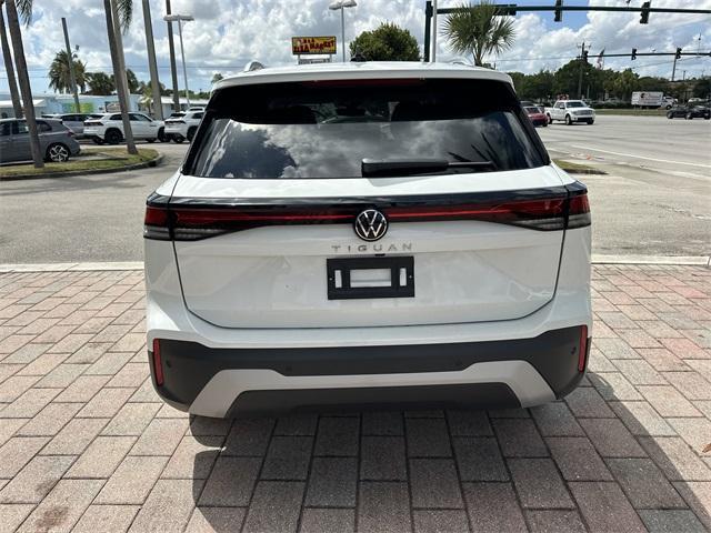 new 2025 Volkswagen Tiguan car, priced at $32,561