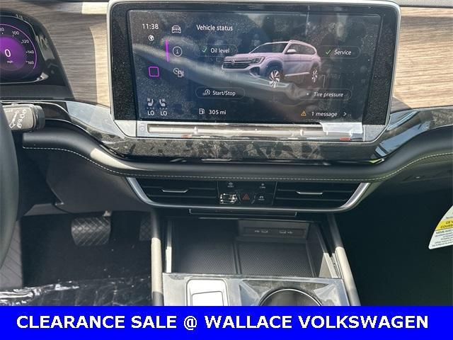 new 2024 Volkswagen Atlas car, priced at $51,396