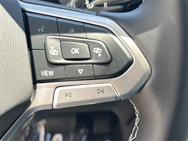 new 2025 Volkswagen Tiguan car, priced at $35,470