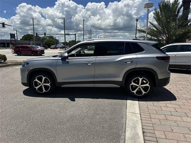 new 2025 Volkswagen Tiguan car, priced at $35,470