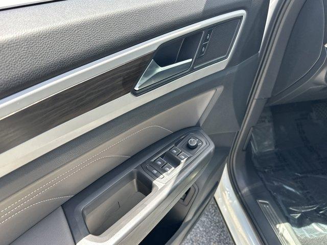 used 2022 Volkswagen Atlas car, priced at $25,998