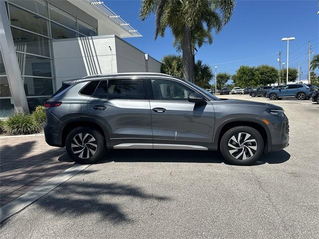 new 2025 Volkswagen Tiguan car, priced at $31,216