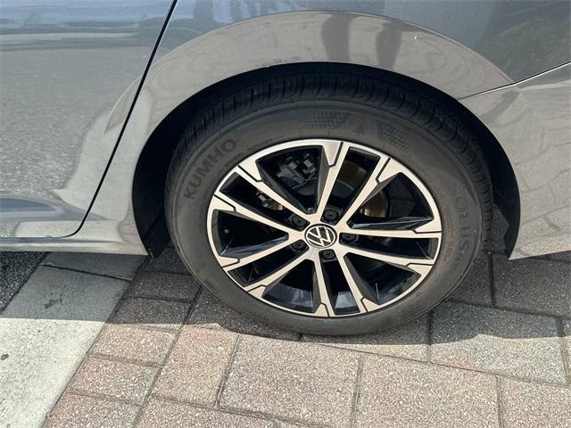 new 2025 Volkswagen Jetta car, priced at $26,026