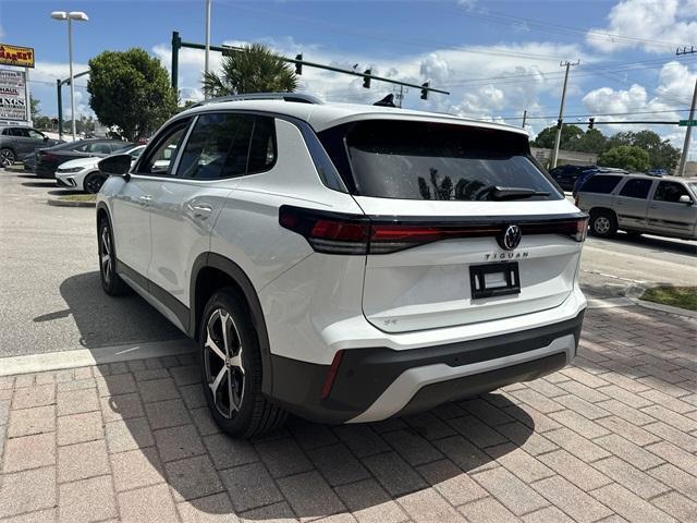 new 2025 Volkswagen Tiguan car, priced at $34,531