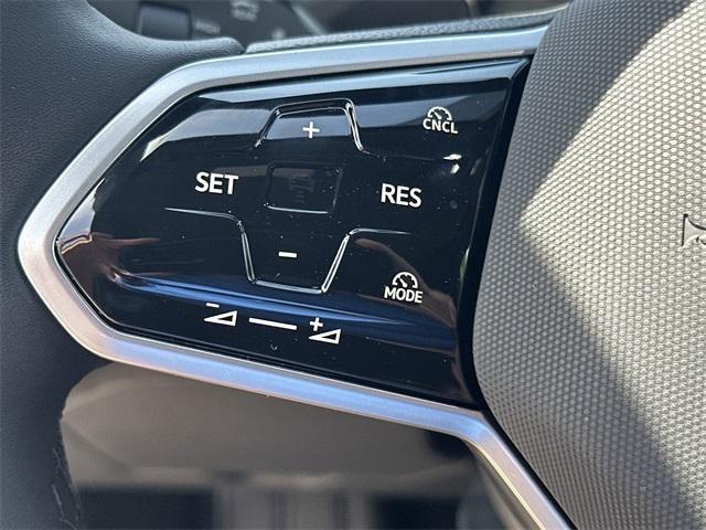 new 2025 Volkswagen ID.4 car, priced at $59,376