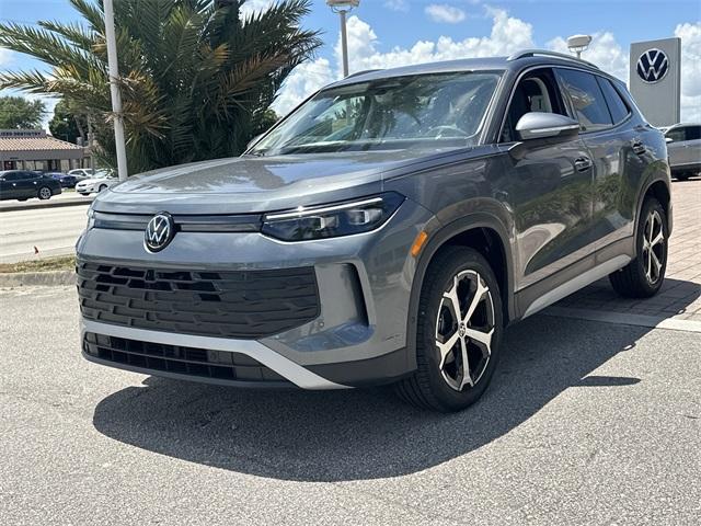 new 2025 Volkswagen Tiguan car, priced at $34,531