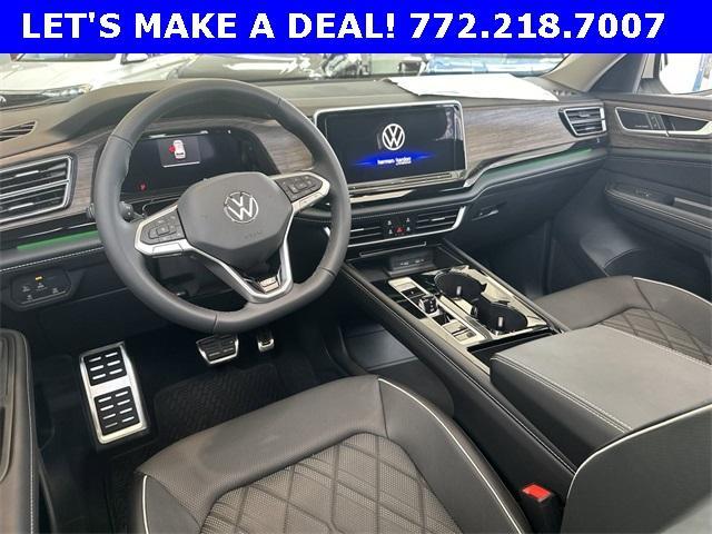 new 2024 Volkswagen Atlas car, priced at $55,801