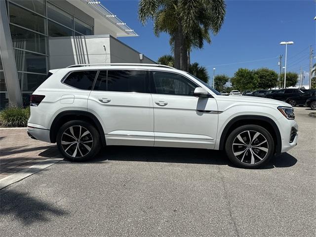 new 2025 Volkswagen Atlas car, priced at $56,356