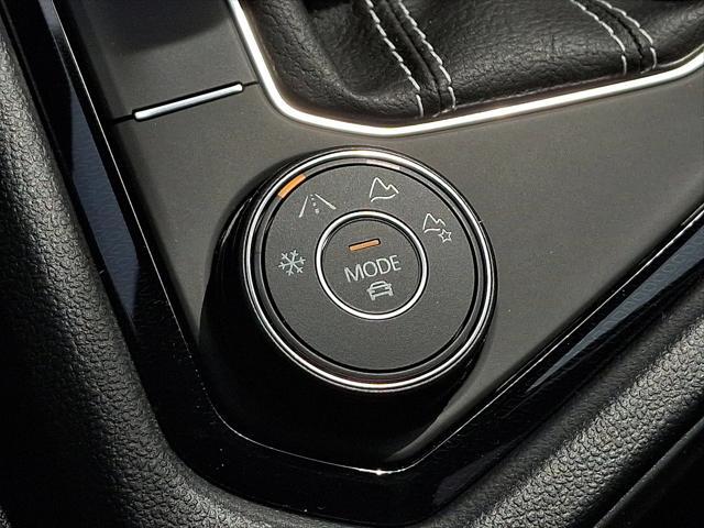 new 2025 Volkswagen Taos car, priced at $33,194