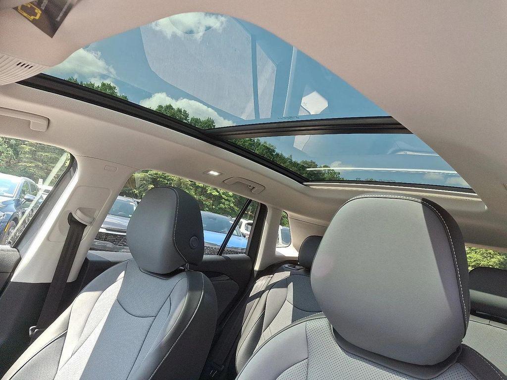 new 2025 Volkswagen Tiguan car, priced at $35,769
