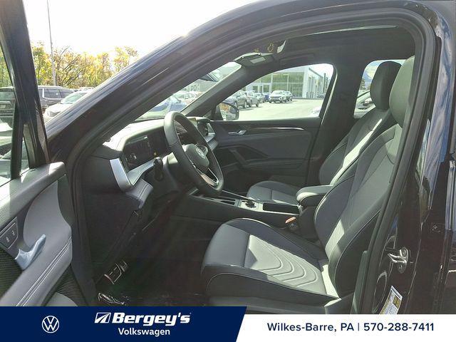 new 2025 Volkswagen Tiguan car, priced at $36,780