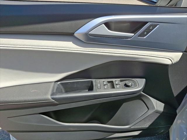 new 2025 Volkswagen Taos car, priced at $31,438
