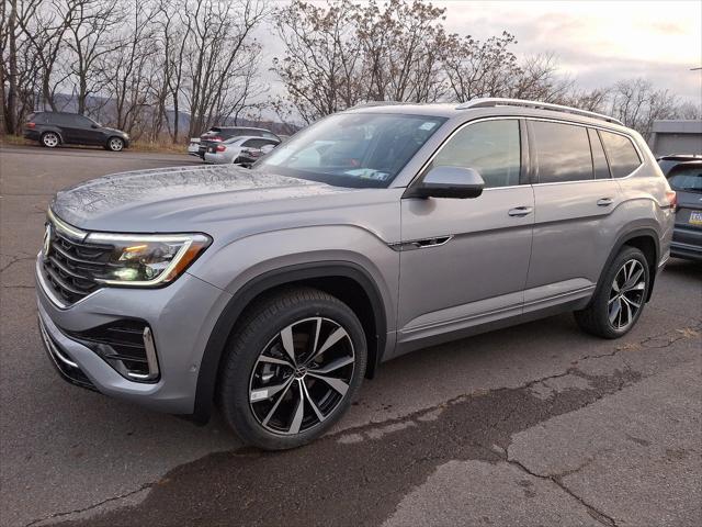 new 2025 Volkswagen Atlas car, priced at $56,136