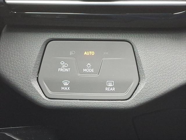 new 2025 Volkswagen ID.4 car, priced at $42,371