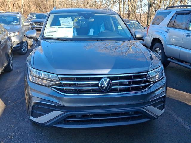 new 2024 Volkswagen Tiguan car, priced at $36,051