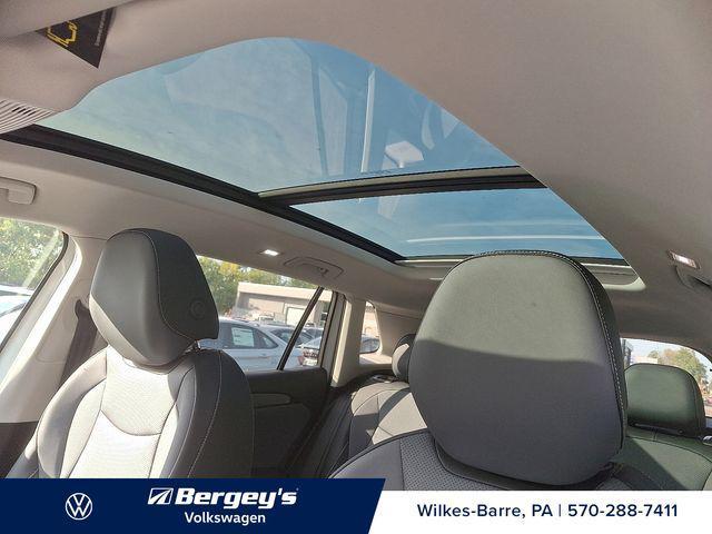 new 2025 Volkswagen Tiguan car, priced at $34,355