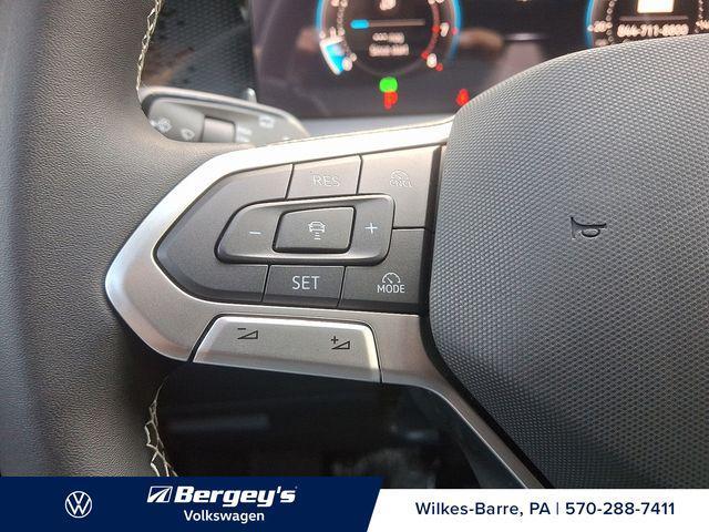 new 2025 Volkswagen Tiguan car, priced at $34,355