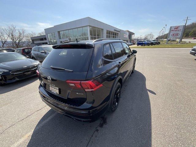 new 2024 Volkswagen Tiguan car, priced at $37,859