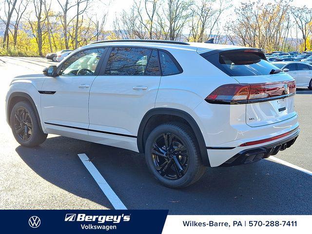 new 2026 Volkswagen Atlas Cross Sport car, priced at $51,277