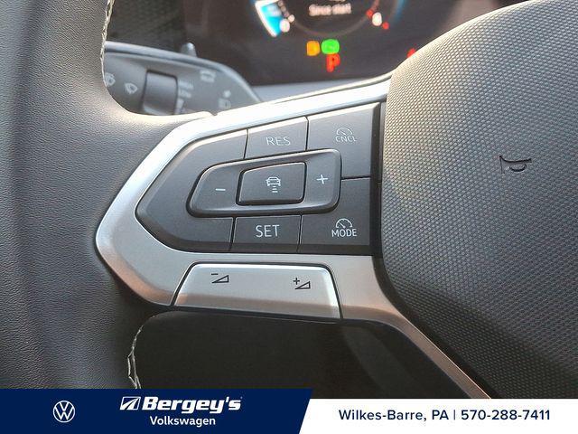 new 2025 Volkswagen Tiguan car, priced at $34,019