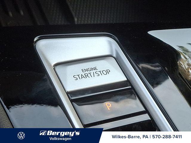 new 2026 Volkswagen Atlas Cross Sport car, priced at $51,682