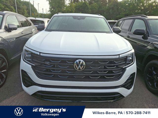 new 2026 Volkswagen Atlas Cross Sport car, priced at $53,112