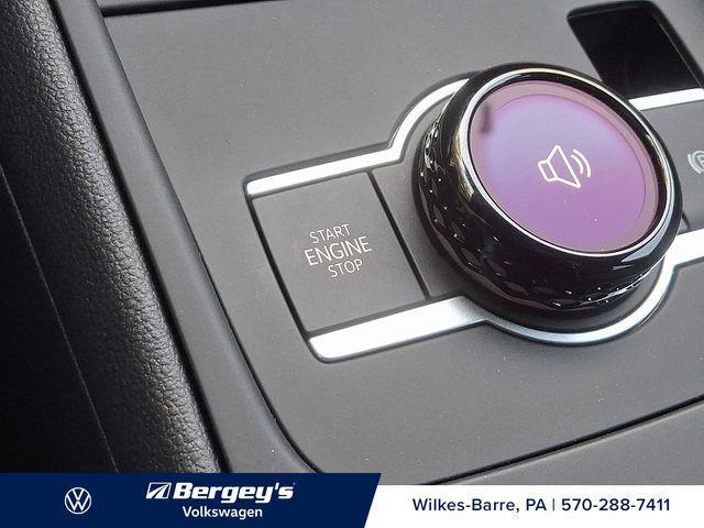 new 2025 Volkswagen Tiguan car, priced at $36,820