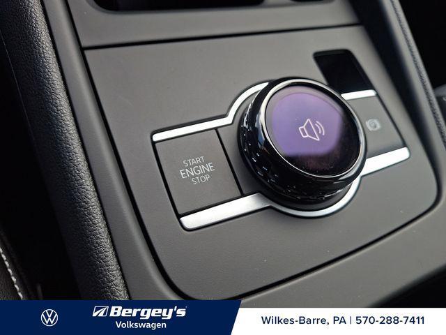 new 2025 Volkswagen Tiguan car, priced at $37,123