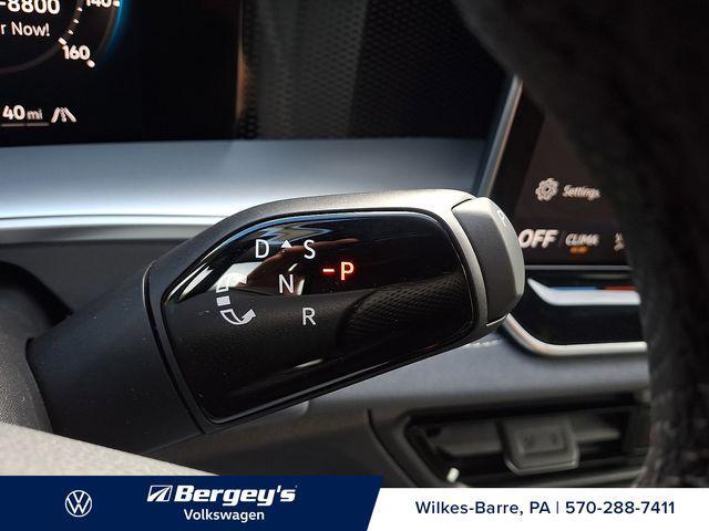 new 2025 Volkswagen Tiguan car, priced at $37,123