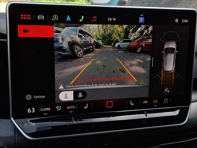 new 2025 Volkswagen Golf GTI car, priced at $39,455